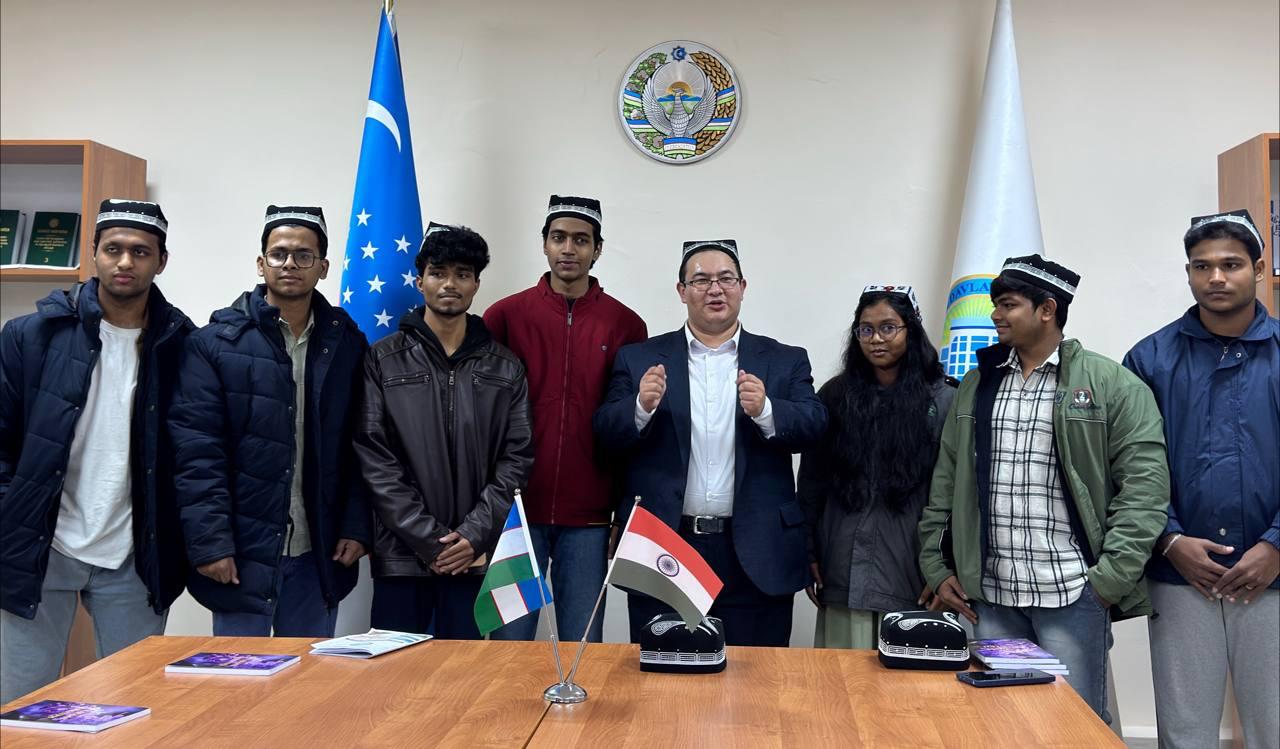 Live group mentoring · Happening now